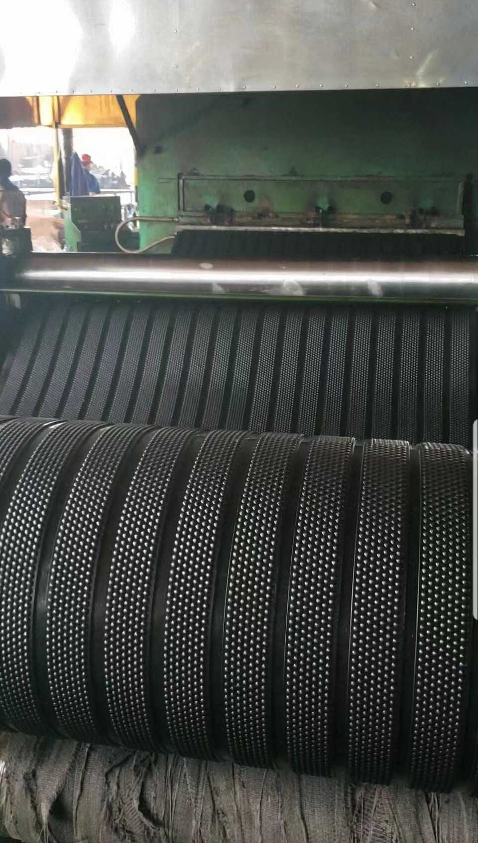 龍騰華宇